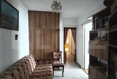 Apartament cu 3 camere decomandat, mobilat în Micro 4 - 4