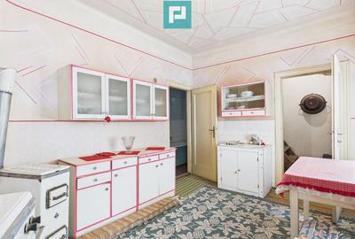 Casa cu 3 camere in cartierul Parneava - 3