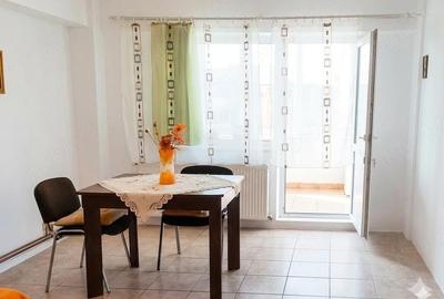 Apartament cu 2 camere decomandat în Ultracentral - 2