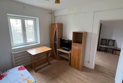 Apartament 3 camere Scoala 6