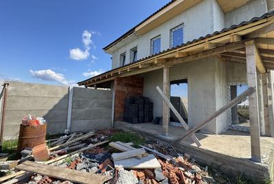 Sacalaz, 1/2 Duplex pe Etaj, 4 Camere,2 Bai,Terasa Acoperita - 3