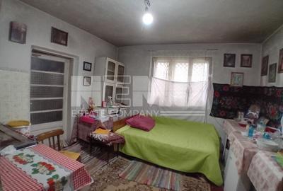 Casă individuală cu 6 camere cu Canalizare în Central - 5