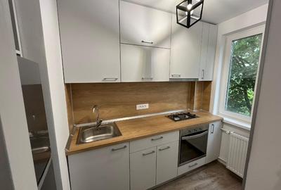 Proprietar, vand garsoniera mobilata/utilata, an ‘65, etaj 5/10, 31 mp, balcon, - 4