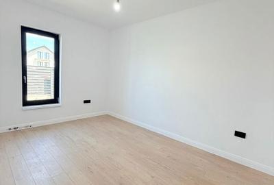 Casă cu 4 camere cu Teren 400 Mp în Miroslava - 3