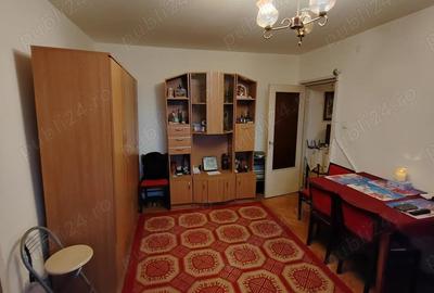 Vand apartament cu doua camere aproape de zona centrala - 3