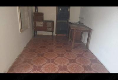 Casă cu 2 camere cu Teren 1439 Mp în Cermei - 8