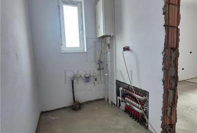Casă individuală cu 3 camere cu Canalizare în Ghirodei - 11