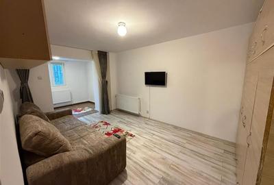 Apartament 2 camere, parter, 46mp , zona Sud - Scoala 1 - - 2