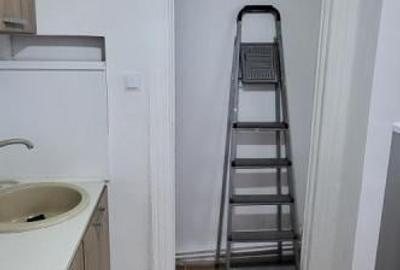 Apartament cu 3 camere, mobilat în P-ța Universității - 17