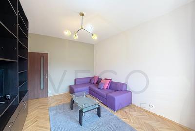 Apartament cu 3 camere semidecomandat, mobilat în Central - 3