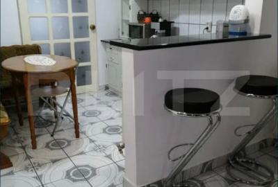 Apartament cu 3 camere decomandat în Central - 1