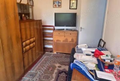 Apartament cu 3 camere semidecomandat în Gojdu - 2