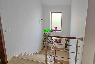 Casă individuală cu 5 camere cu Canalizare în Broscărie - 2