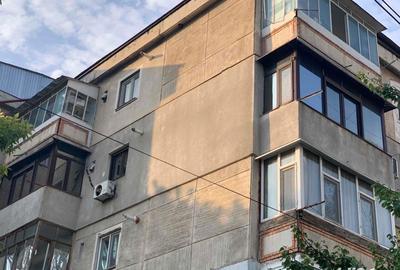 Apartament cu 3 camere decomandat în Mircea-Vodă - 4