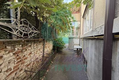 Apartament in vila - la 3 minute de metrou - 12