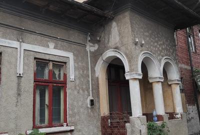 Casă cu 4 camere în Românești - 2