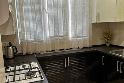 Garsoniera in zona 1 Decembrie aproape de metrou - 2