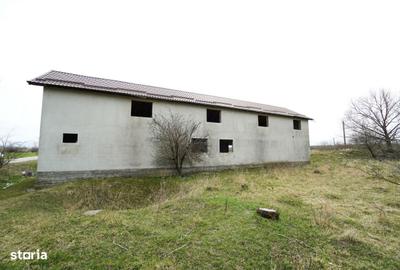 Casă cu 4 camere în Podu Oltului - 9