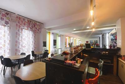 Spatiu de joaca interior + zona de socializare pentru parinti si bunici Spatiu de joaca interior + zona de socializare pentru parinti si bunici - 5