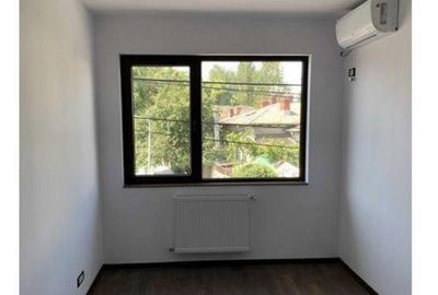 Casă cu 5 camere cu Teren 100 Mp în Unirii - 3
