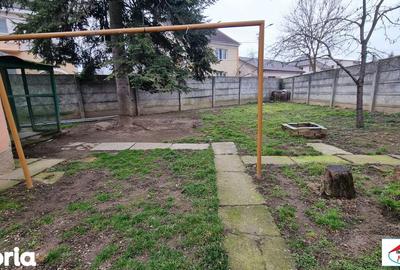 Casă cu 2 camere cu Teren 435 Mp în Titulescu - 5
