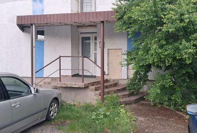 Spațiu comercial, de 55 mp, în Central - 7