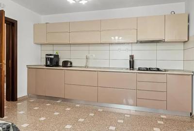 Vila 6 Camere Otopeni 300 mp Utili | Gradina Amenajata | Curte 1000 mp - 12