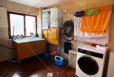 Eleganță și confort într-o casă cu personalitate - 4