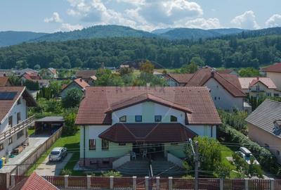 Casa eleganta in cea mai buna zona din Cristian ... - 1