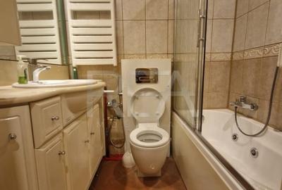 Apartament cu 3 camere la 13 minute de mers pe jos de metroul 1 Decembrie 1918 - 16