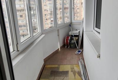 Apartament cu 4 camere decomandat în Colentina - 1