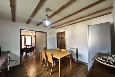 Casa de lemn cu teren generos de 1312 mp de vanzare in Fundulea - 9