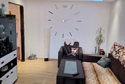 Apartament cu 3 camere decomandat în Central - 2