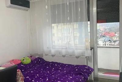 Apartament cu 2 camere semidecomandat în Central - 1