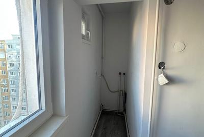 Apartament cu 2 camere decomandat în Vasile Aaron - 3