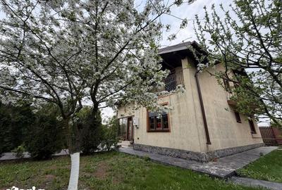 Casă cu 5 camere cu Teren 850 Mp în Snagov - 2