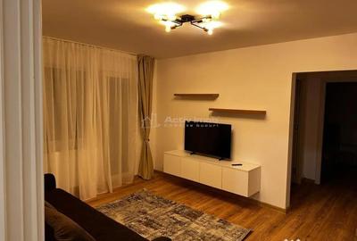 Apartament cu 2 camere semidecomandat, mobilat în Apărătorii Patriei