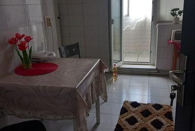 Apartament cu 3 camere decomandat în Central - 9