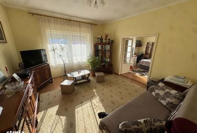 Casă cu 2 camere cu Teren 220 Mp în 14 Mai - 9