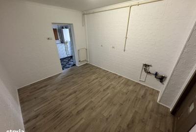 Apartament cu 2 camere decomandat în ICIL - 4