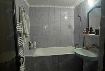 Vand apartament 3 camere central - 8