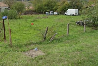 Casa cu teren 2647 mp DN 67, Bune?ti, jud. Valcea - 2