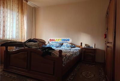 Apartament cu 2 camere decomandat în Micro 3 - 1