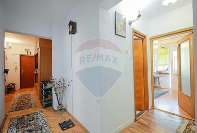 De vanzare Apartament 4 camere decomandat ultrac... - 5