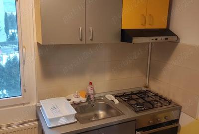 Garsonieră decomandată în Astra - 4