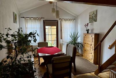 Casă cu 4 camere în Lazaret - 1