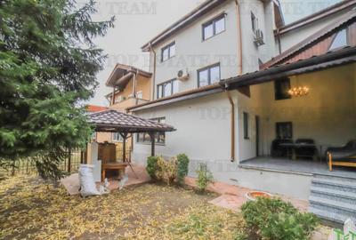 Casă cu 7 camere cu Canalizare în Iancu Nicolae - 9