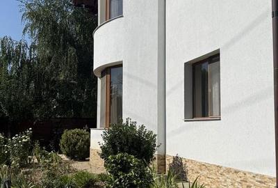 Casă cu 5 camere cu Teren 500 Mp în Central - 3