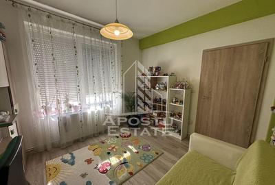 Apartament cu 3 camere semidecomandat în Giroc - 6