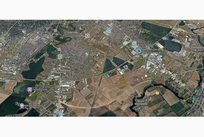 Teren de 10000 mp, în Exterior Sud